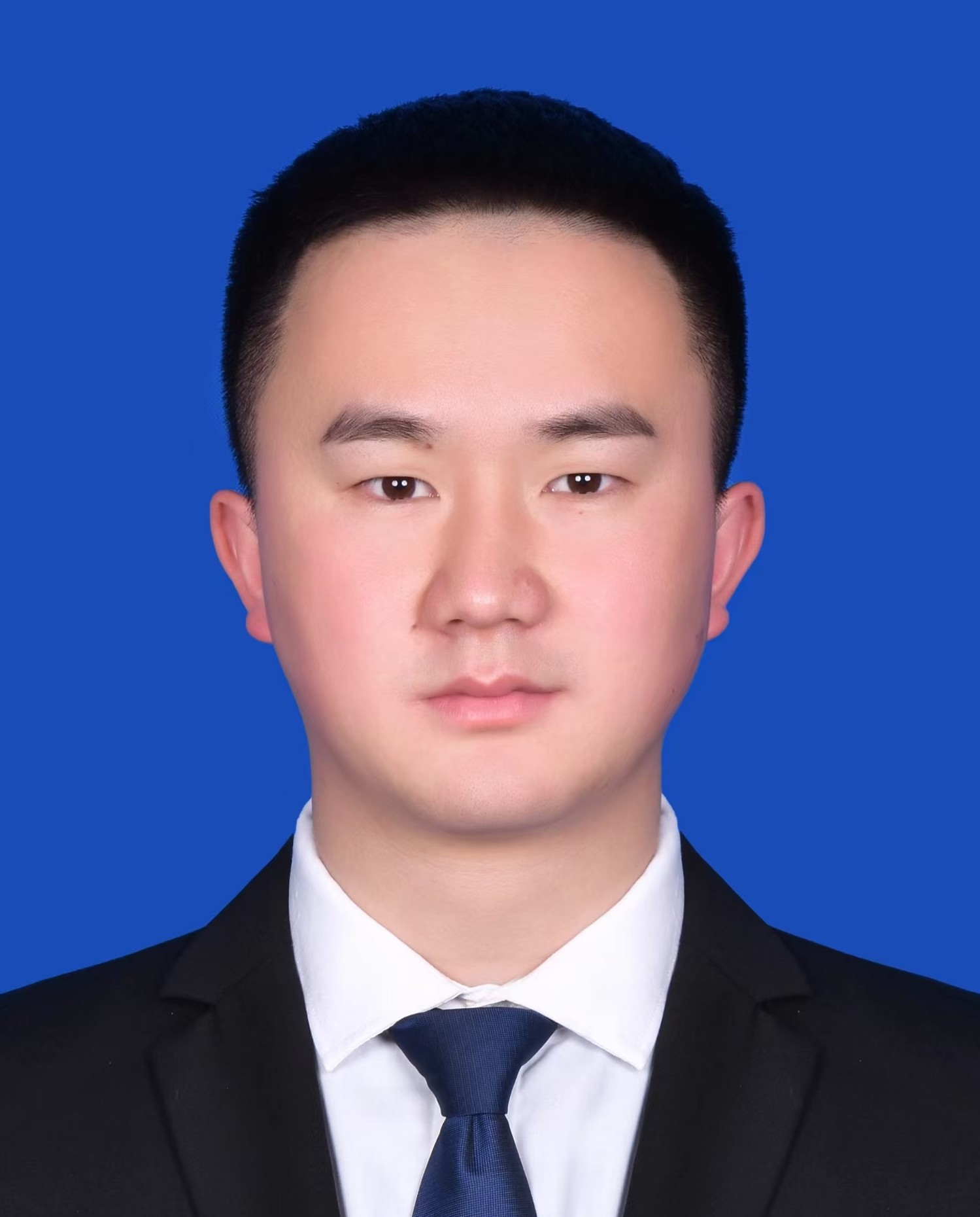 ​2025级博士  滕久康